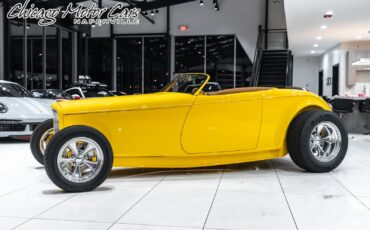 Ford-Roadster-1932
