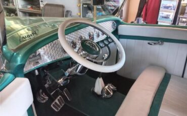 Ford-Roadster-1932-6