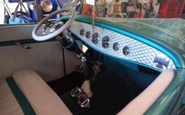 Ford-Roadster-1932-7