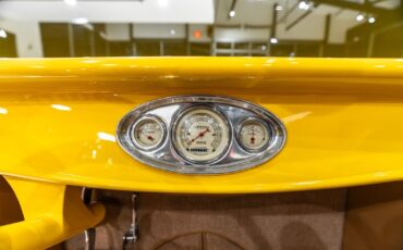 Ford-Roadster-1932-9