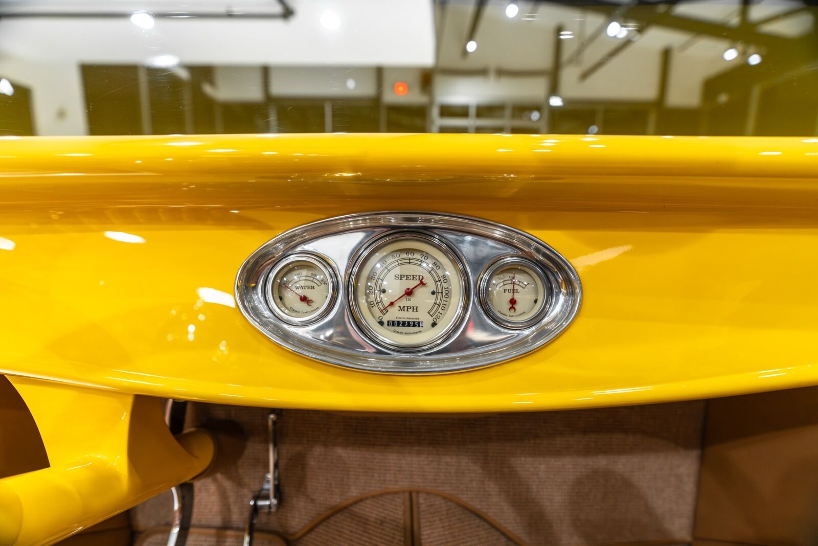 Ford-Roadster-1932-9