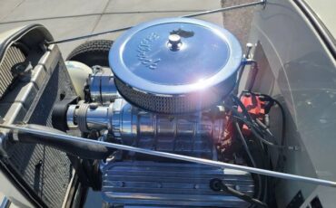 Ford-Roadster-1932-Custom-2