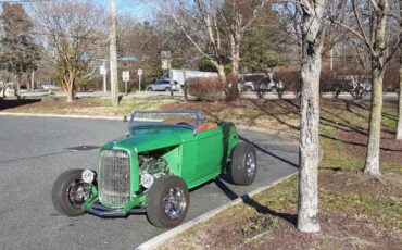 Ford-Roadster-1932-Green