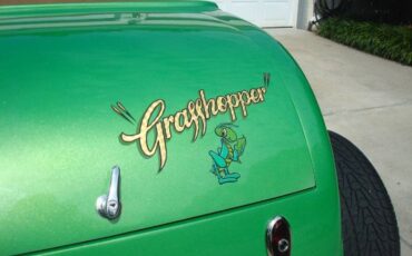 Ford-Roadster-1932-Green-4