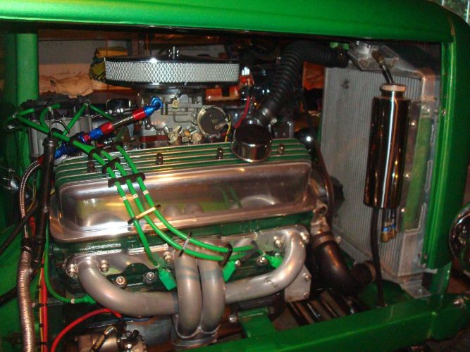 Ford-Roadster-1932-Green-5
