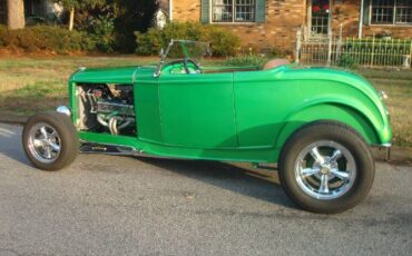 Ford-Roadster-1932-Green-6