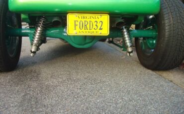 Ford-Roadster-1932-Green-7
