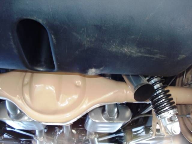 Ford-Roadster-1932-Green-Tan-Leather-6
