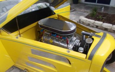 Ford-Roadster-1932-Yellow-Custom-leather-21