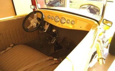 Ford-Roadster-1932-Yellow-Leather-Carrera-3