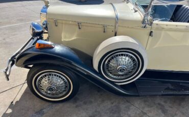 Ford-Roadster-1977-10