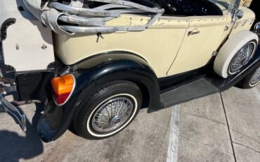 Ford-Roadster-1977-2