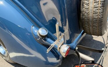 Ford-Sedan-1936-14