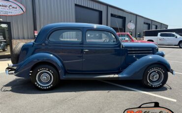 Ford-Sedan-1936-23