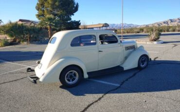 Ford-Sedan-1936-Cream-Tan-7