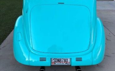 Ford-Sedan-1937-Custom-3
