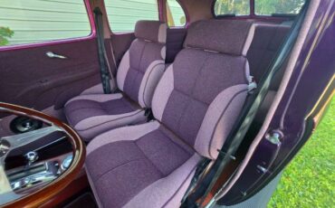 Ford-Sedan-1937-Purple-10