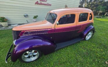 Ford-Sedan-1937-Purple-13
