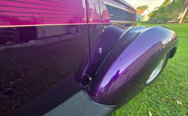 Ford-Sedan-1937-Purple-14
