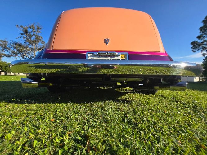Ford-Sedan-1937-Purple-19