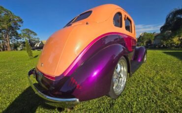 Ford-Sedan-1937-Purple-21
