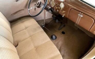 Ford-Sedan-1937-Yellow-Tan-12