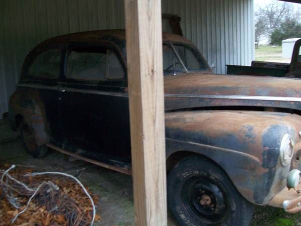 Ford-Sedan-1942-5