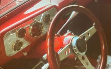 Ford-Sedan-1947-Red-5