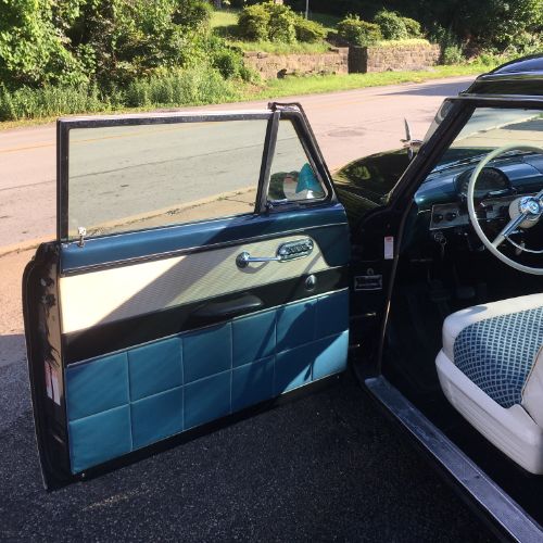 Ford-Skyliner-1954-Black-White-Blue-24