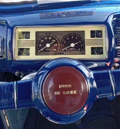 Ford-Standard-1940-Blue-1
