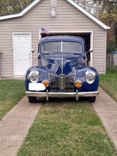 Ford-Standard-1940-Blue-2