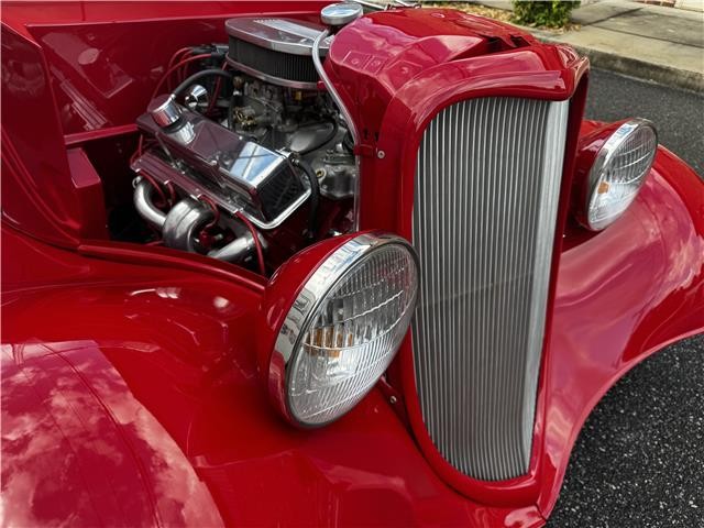 Ford-Streetrod-1933-Roasdster-10