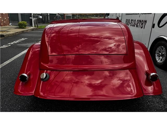 Ford-Streetrod-1933-Roasdster-6