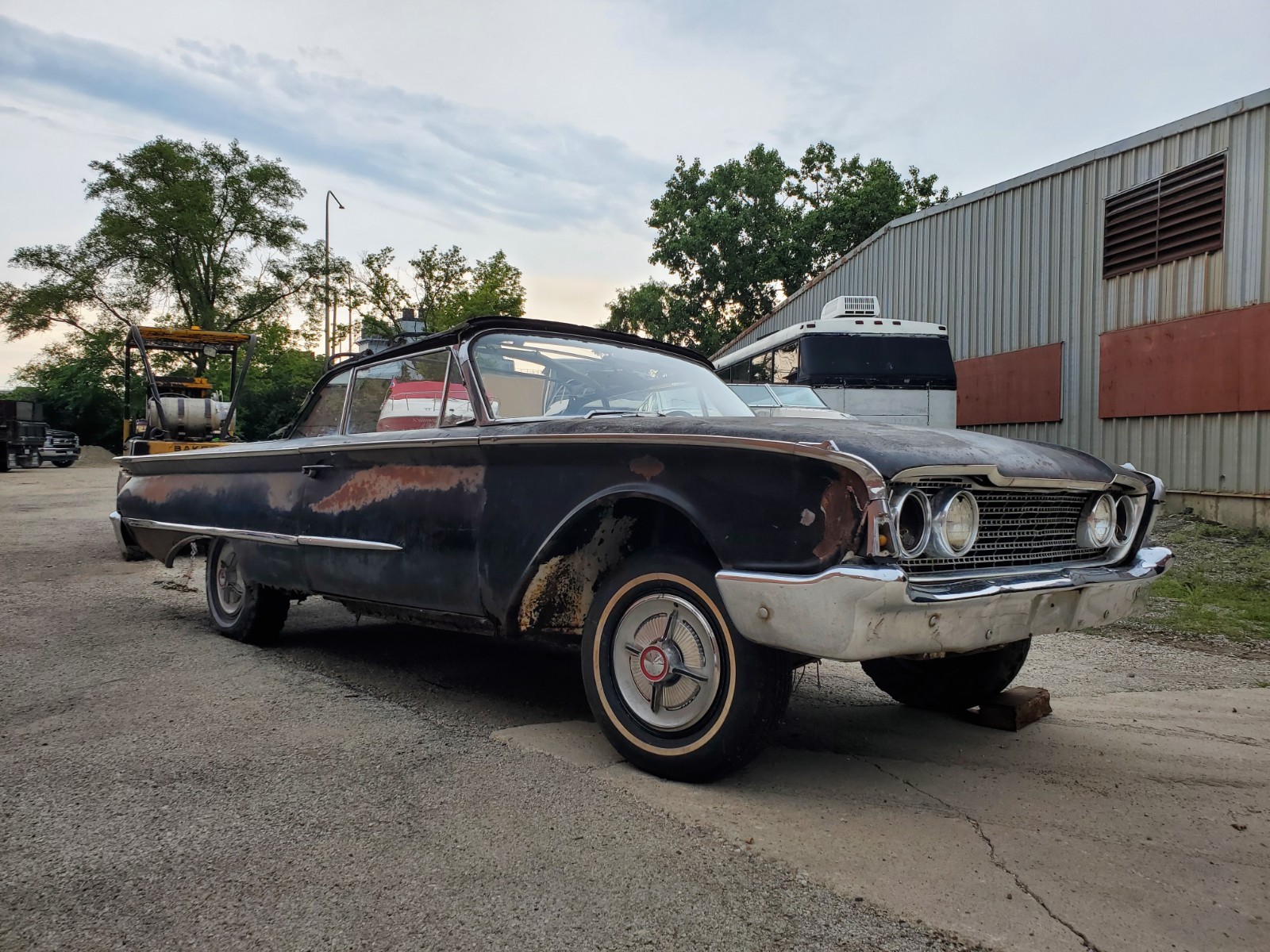 Ford Sunliner 1960