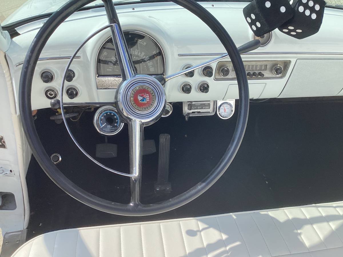 Ford-Sunliner-convertible-1953-123