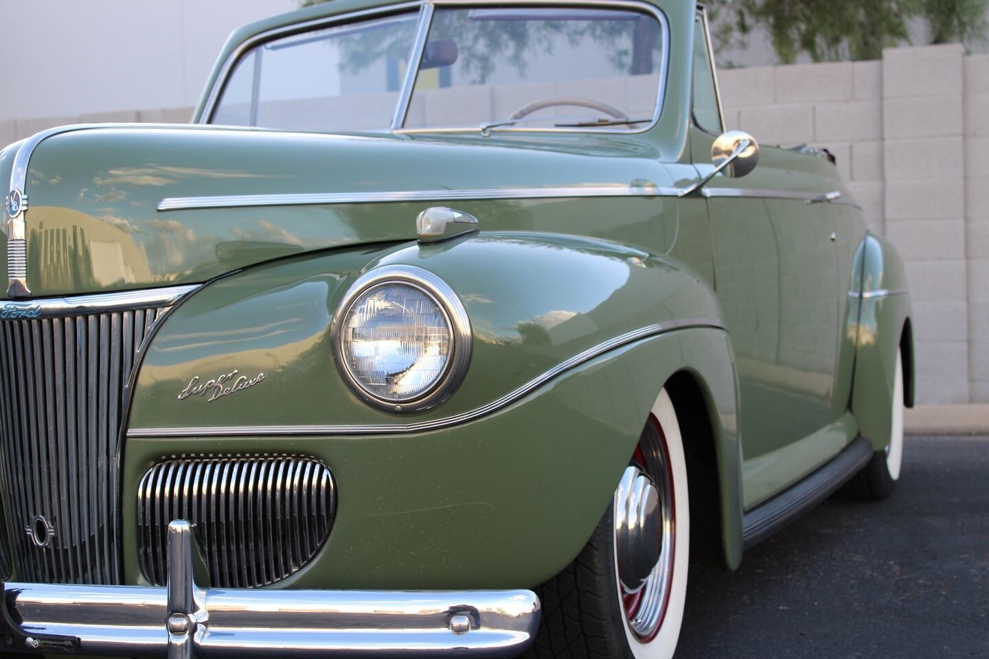 Ford-Super-DeLuxe-1941-Convertible-12