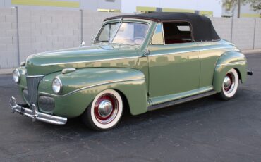 Ford-Super-DeLuxe-1941-Convertible-7