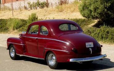 Ford-Super-Deluxe-1947-Coupe-2