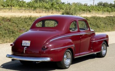 Ford-Super-Deluxe-1947-Coupe-4