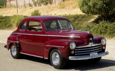 Ford-Super-Deluxe-1947-Coupe-6