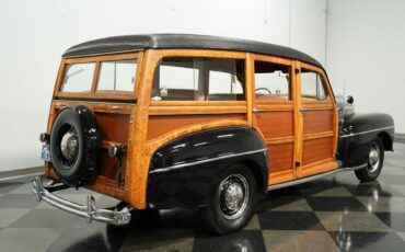 Ford-Super-Deluxe-1948-Station-Wagon-10
