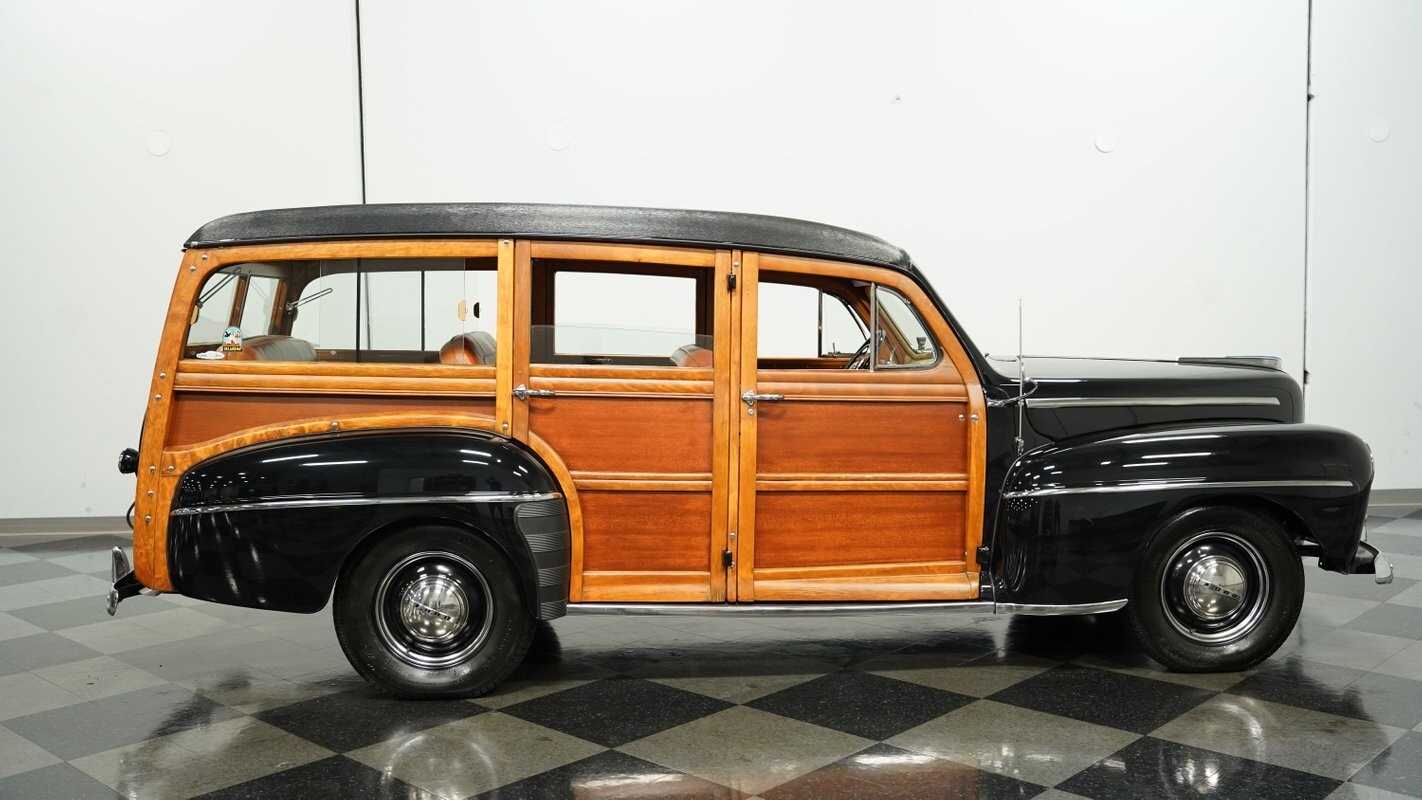 Ford-Super-Deluxe-1948-Station-Wagon-11