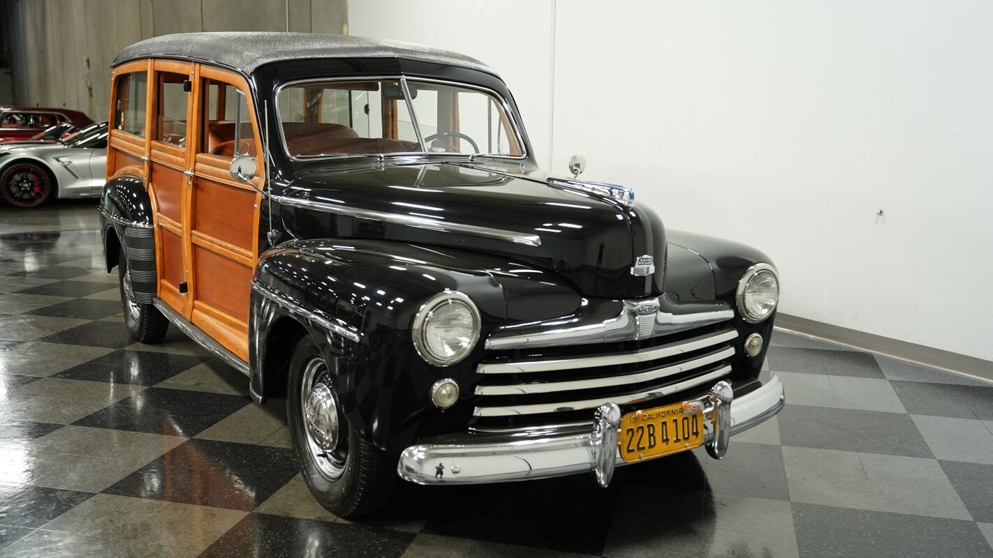 Ford-Super-Deluxe-1948-Station-Wagon-13
