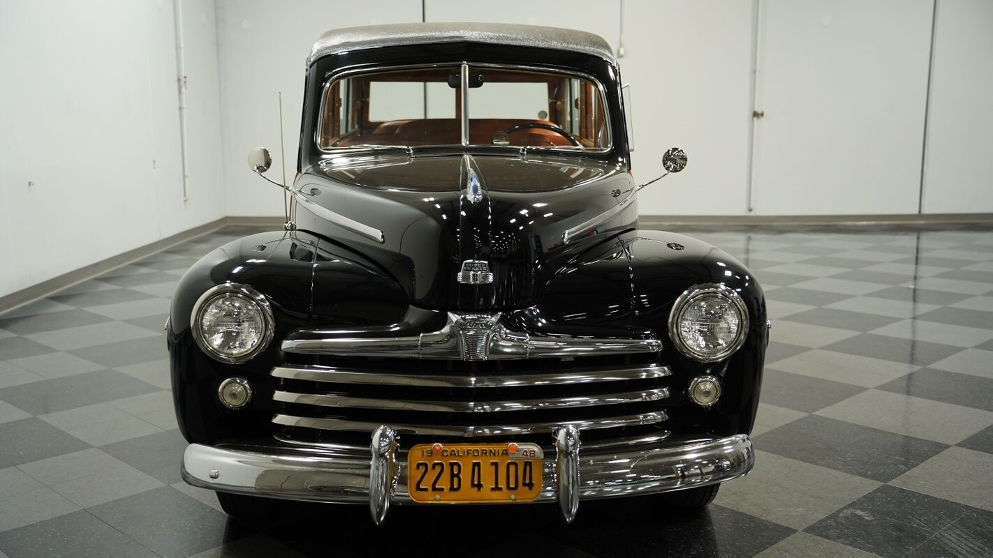 Ford-Super-Deluxe-1948-Station-Wagon-14