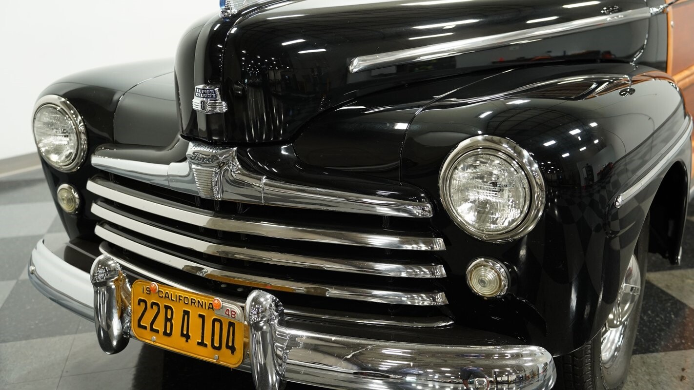 Ford-Super-Deluxe-1948-Station-Wagon-17