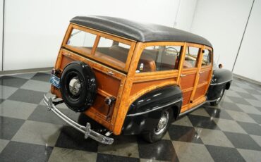 Ford-Super-Deluxe-1948-Station-Wagon-22