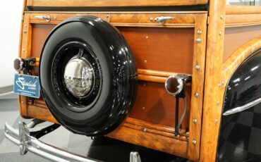 Ford-Super-Deluxe-1948-Station-Wagon-23