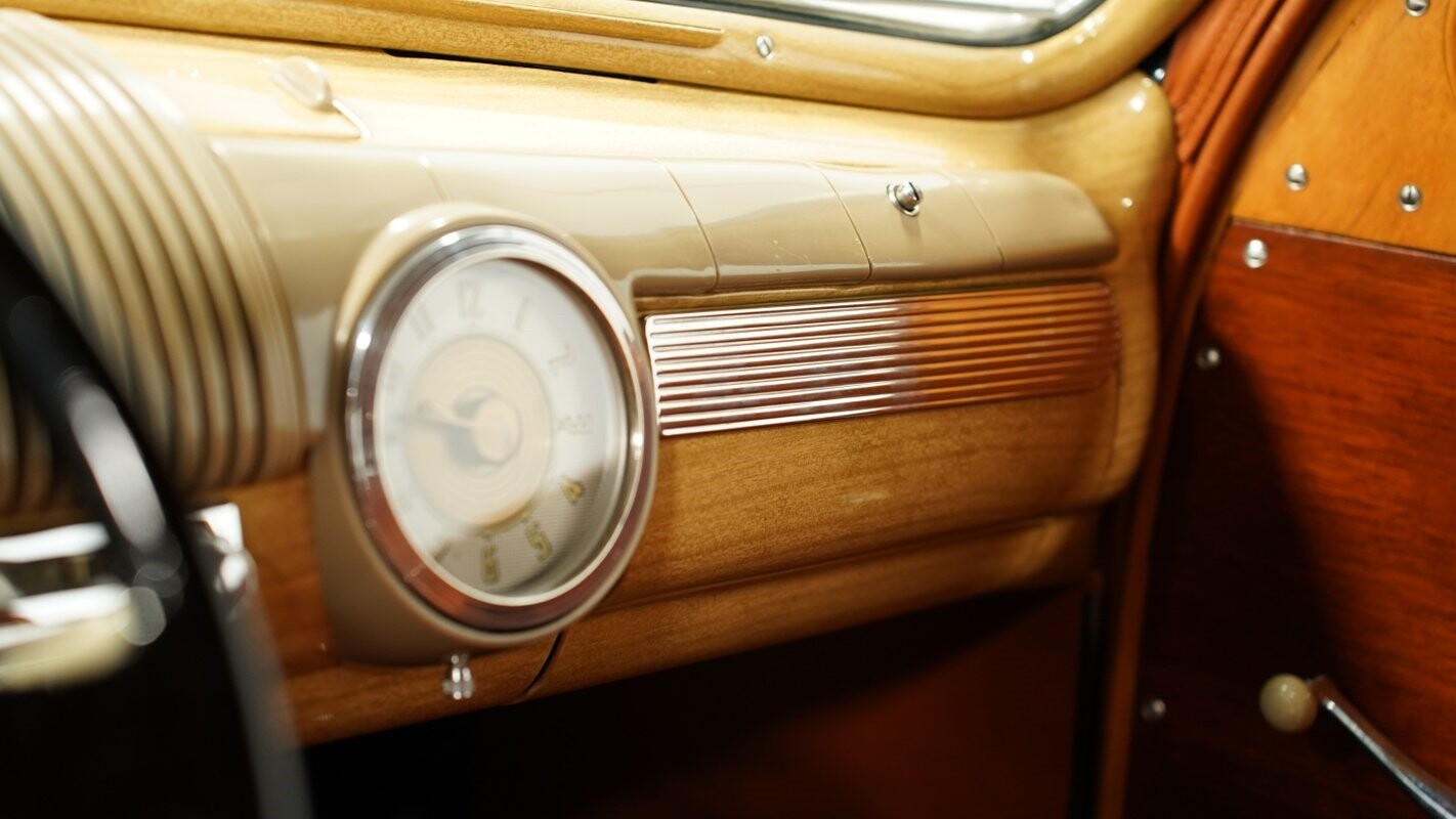 Ford-Super-Deluxe-1948-Station-Wagon-35