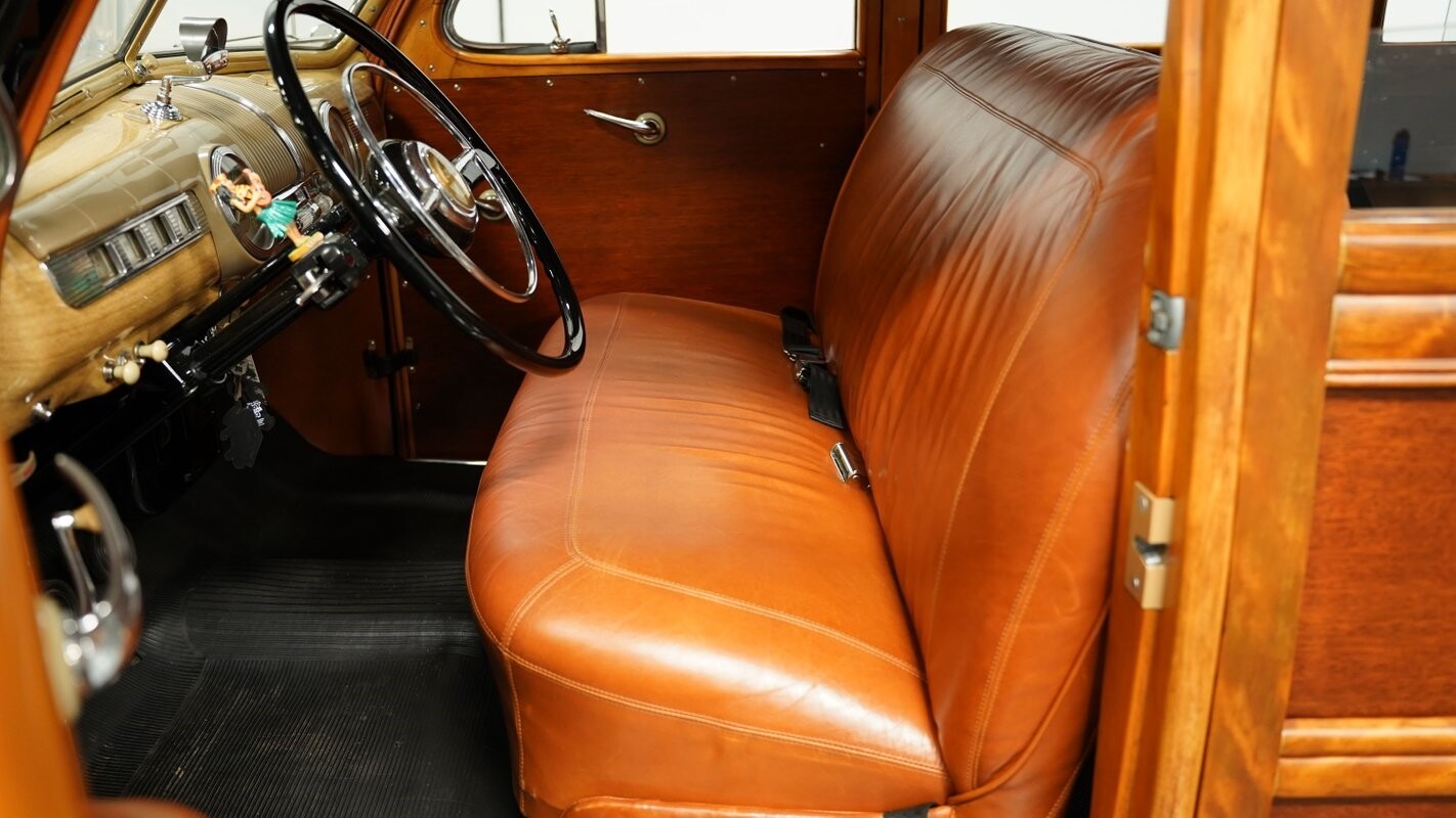 Ford-Super-Deluxe-1948-Station-Wagon-4
