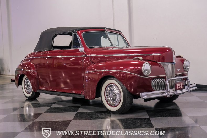Ford-Super-deluxe-1941-Burgundy-Black-12